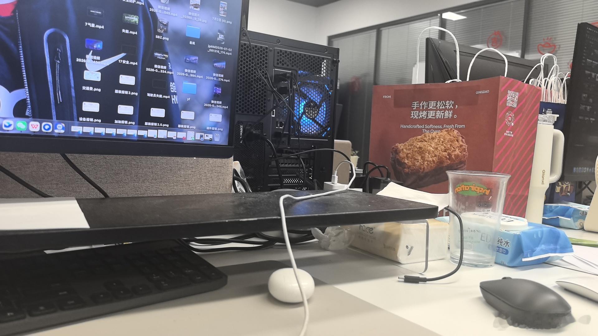七八九月千万不要离职   别的不说，这么热的天居然还要我出去找工作，想想就受不了