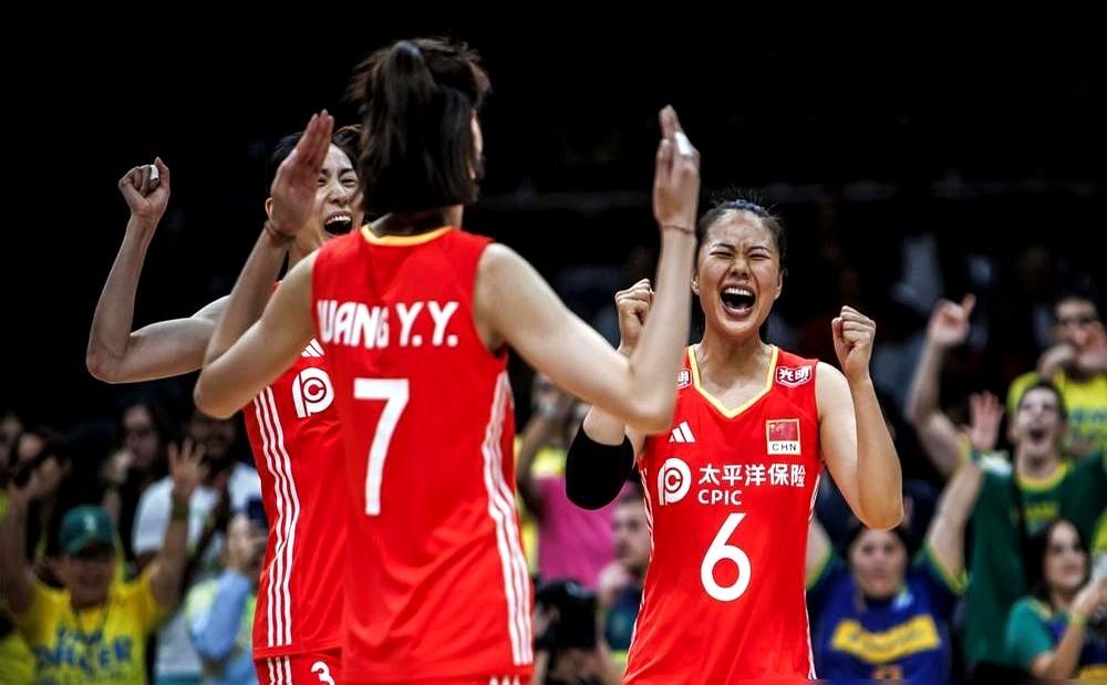 说好的着眼2028，怎么又请回老将了？

2025年世锦赛，主教练赵勇狠心用新人