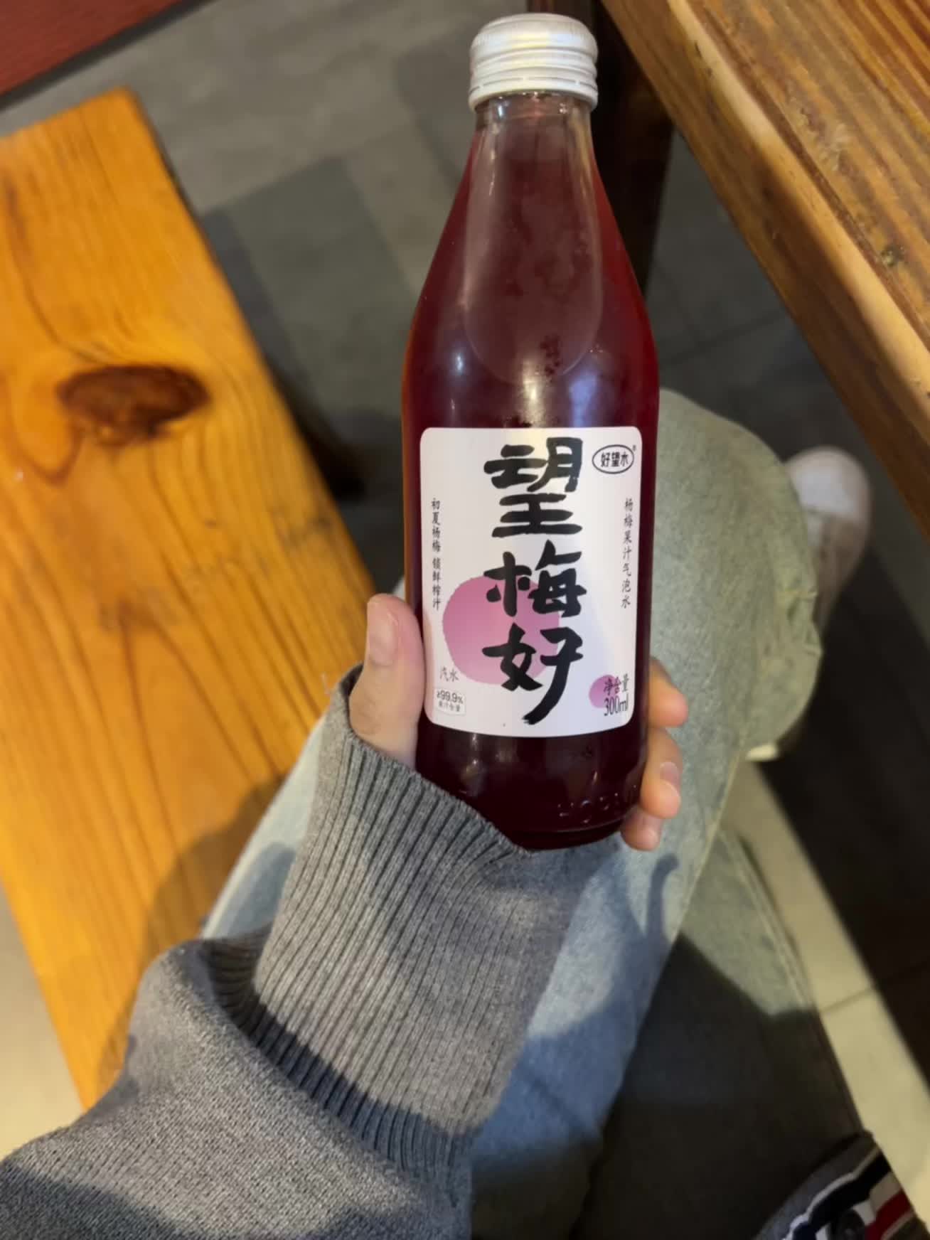 爱就是要一起吃很多的好吃的，一起去很多好玩的地方