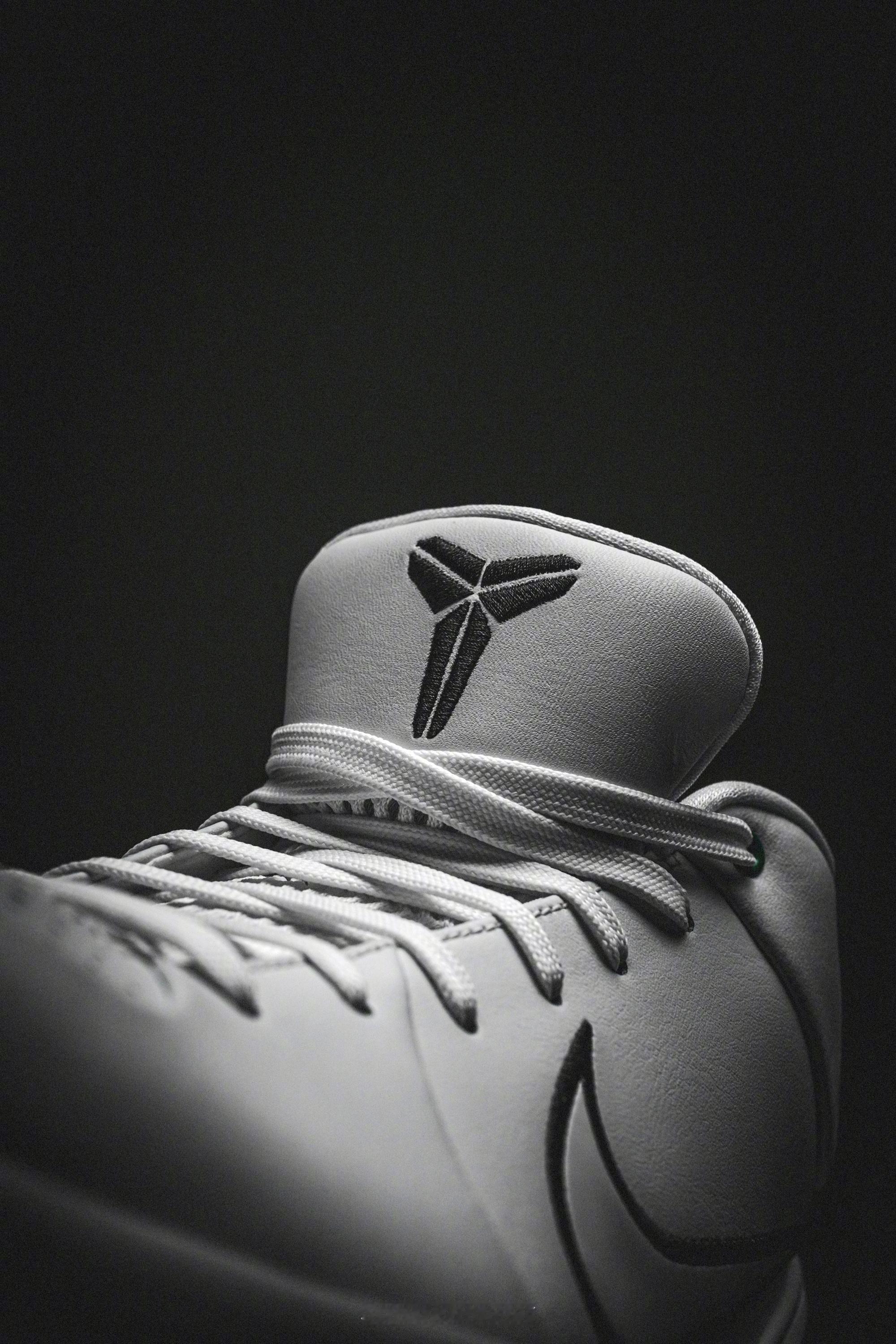 Nike Kobe 4 Protro「Draft Pack」有强迫症的我在拍Ko