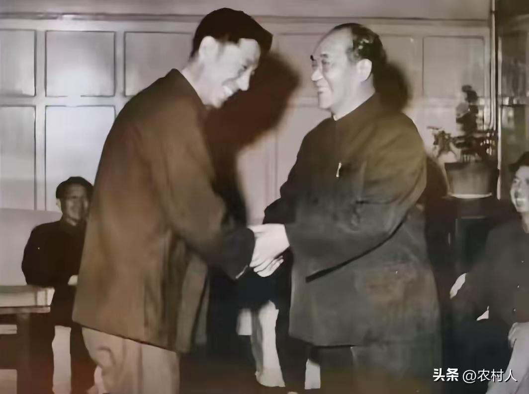王铎：两个人沈阳一握别，从此成了仇人。