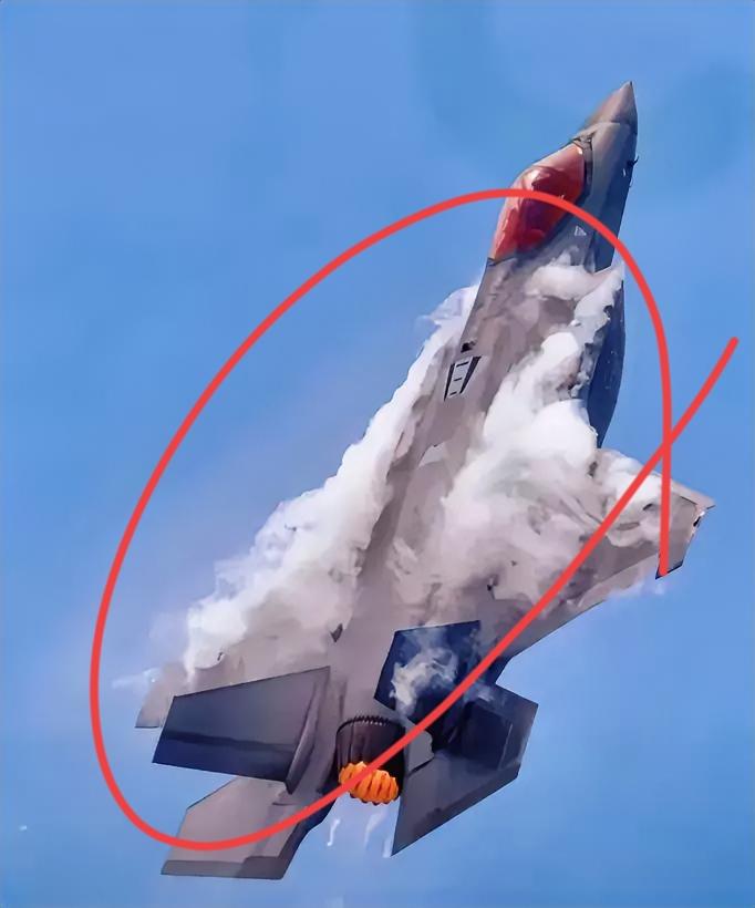 1月16号上午，美军一架F-35A在日本青森以东的海面上突然发出7700紧急信号