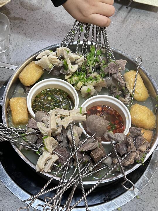 化州牛杂走进梅州！这一锅好吃不踩雷！！