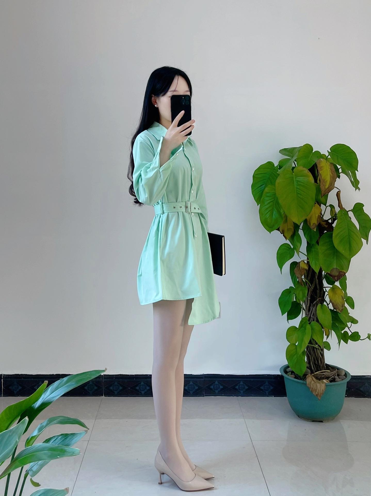 “折磨你的，从来都不是任何人的情绪，而是你心存幻想的期待，世间万物都在...