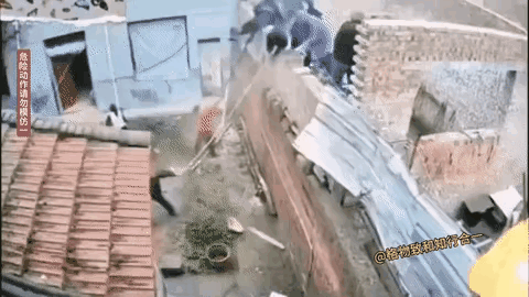 邻里建房    矛盾又起