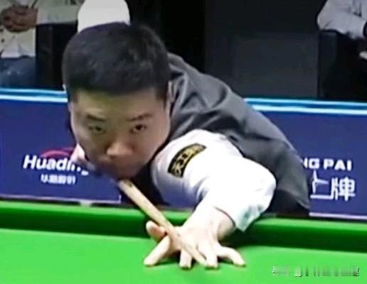世界公开赛八强出炉，两巨头出局，丁俊晖目标直指冠军！

 
北京时间3月21日夜