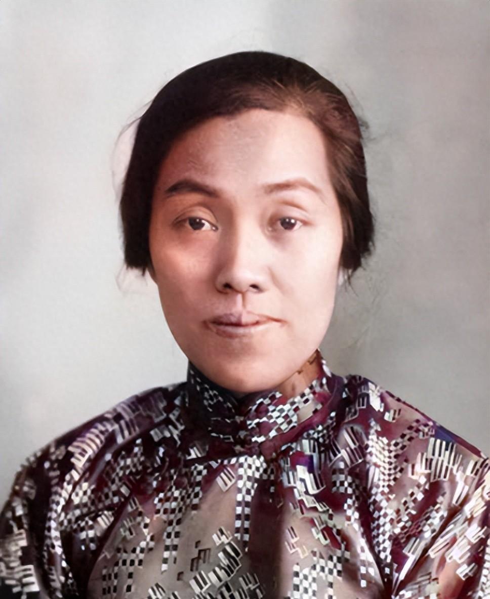 林巧稚在协和医院安详离世，1983年病逝后遗容曝光，几个小时前她仍安然面对人生