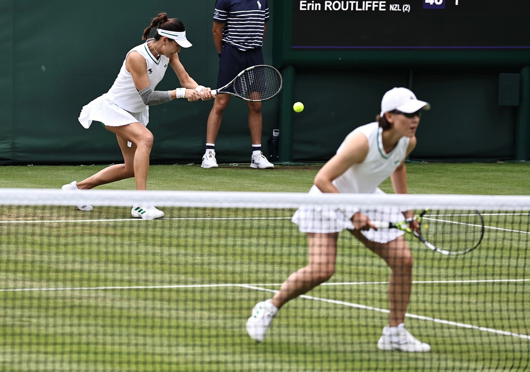 霍巴特站比赛因雨中断推迟到次日继续，王欣瑜/郑赛赛未完赛