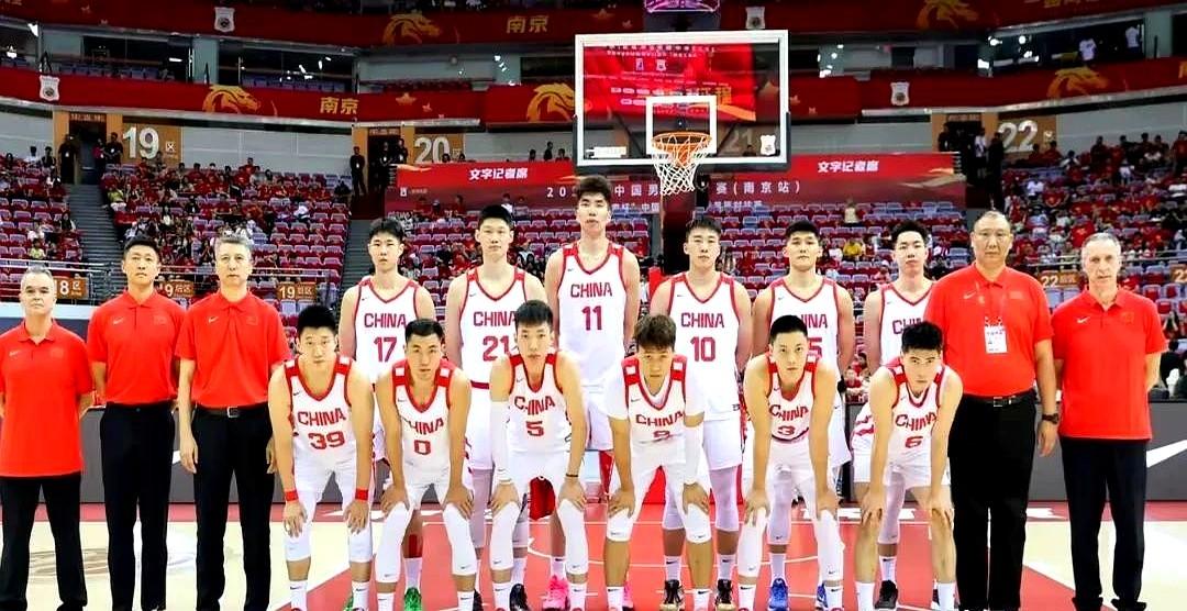 男篮亚洲杯一夜洗牌：中国、新西兰拎包进八强，印度、伊拉克直接回家。

沙特、约旦