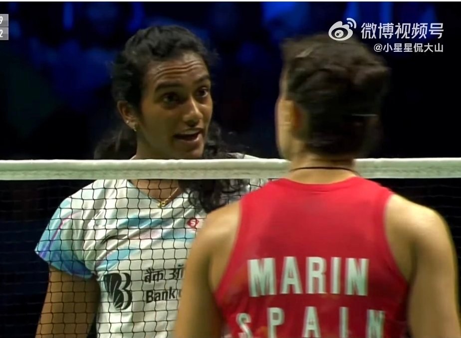 场上是对手，场下是朋友👭羽毛球