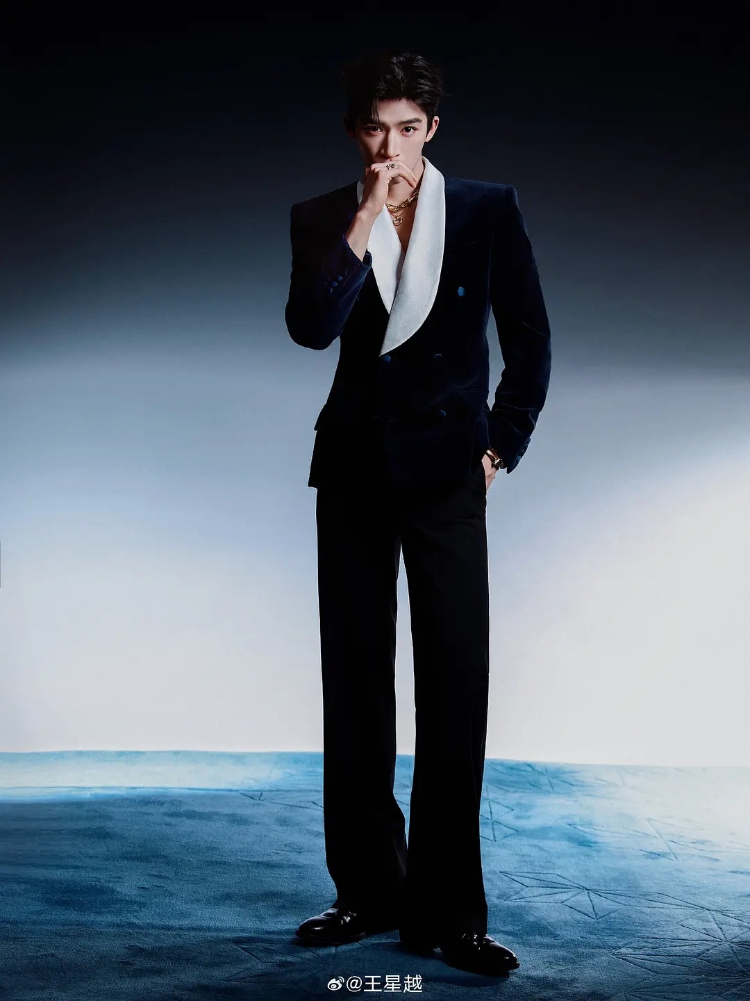 蒂芙尼最年轻品牌大使王星越，闪耀三里屯 