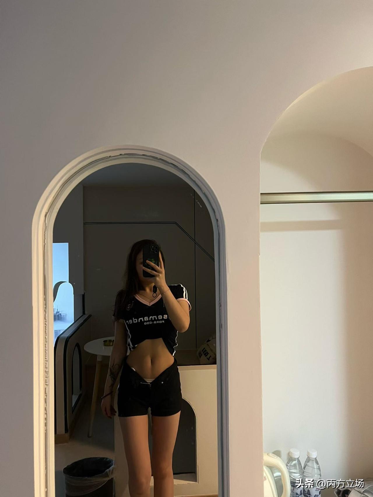 发现没，身边那些没啥底线的人，往往混得风生水起？溜须拍马、见风使舵，人家玩得贼溜