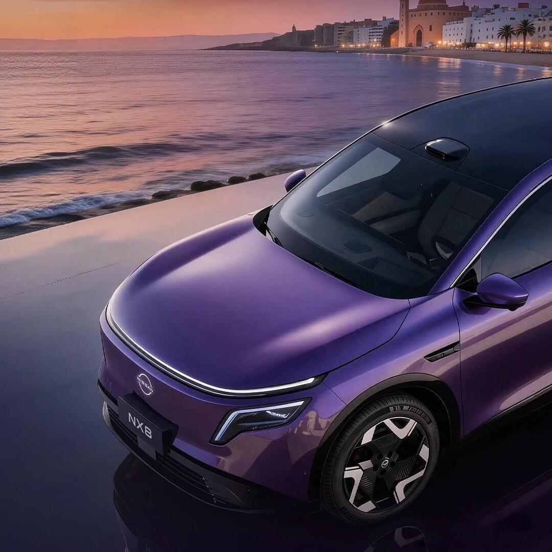 东风日产NX8一上市就给出了限时权益价14.99万起，而且智能化体验完全不输新势