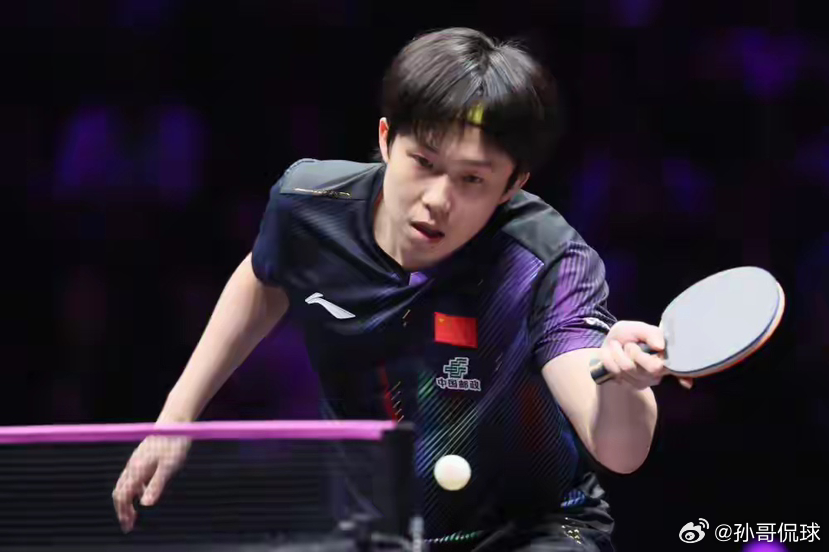 乒乓球世界杯男单遇挫！国乒仅剩王楚钦冲击八强北京时间4月3日下午，2026乒乓球