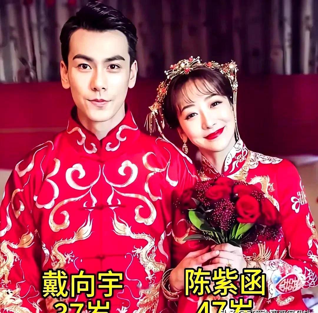 别再说姐弟恋都不靠谱了，娱乐圈里那些过得稳、走得久的婚姻，很多还真是姐弟恋。
同