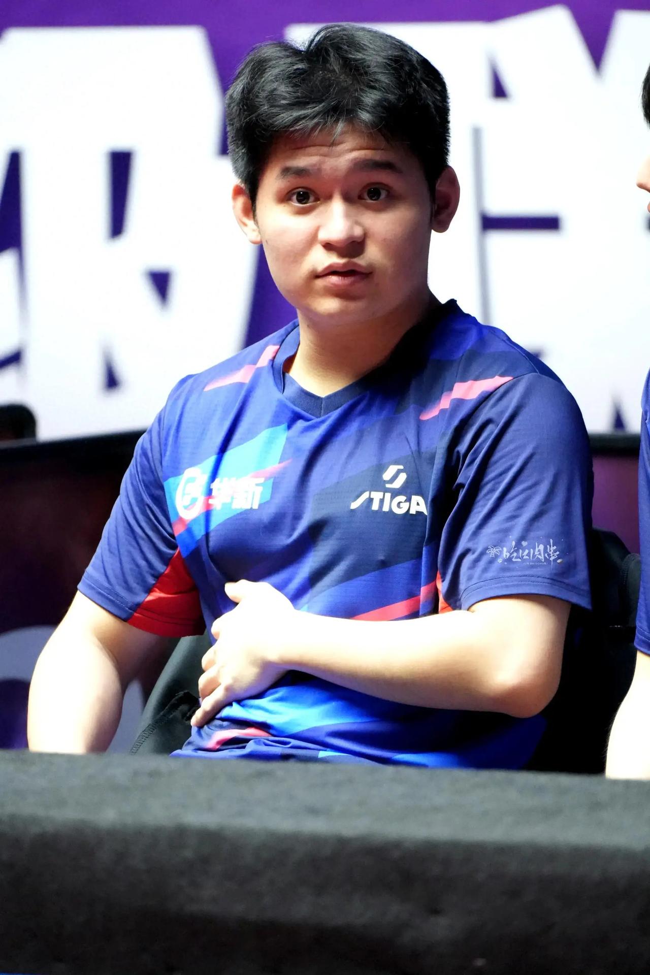 对于林诗栋退赛：20 年老球迷说 2 个观点

我赞成王励勤的这个决定
这说明国