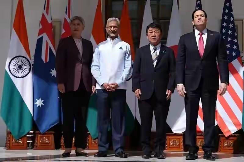 5月26日，美国、日本、印度、澳大利亚等四个国家在新德里召开了外长会，如此使得美