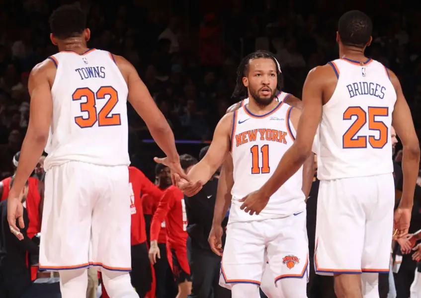 尼克斯脸都不要了，就为了把骑士送到第三

尼克斯又输了，轻松输给火箭，输的那么假