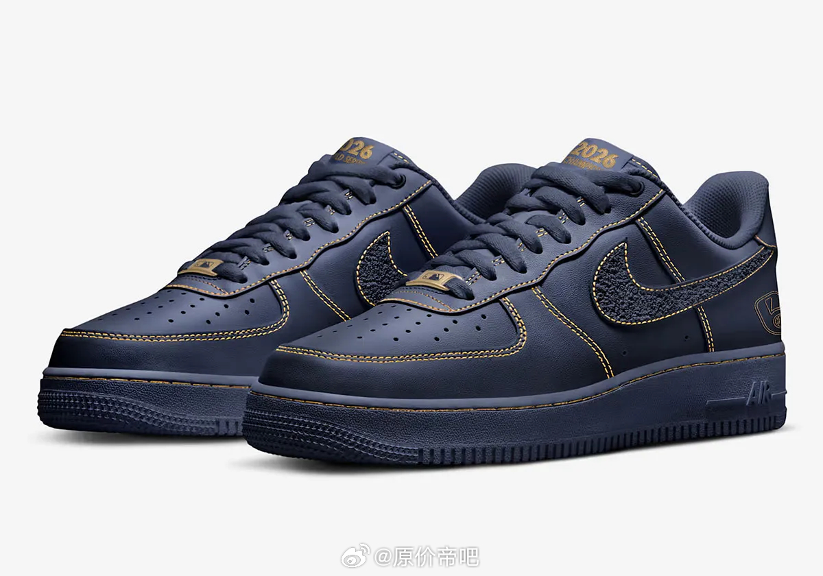 Nike Air Force 1全新酿酒人冠军纪念配色，海军蓝与金黄细节致敬世界