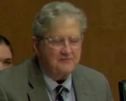 🔻美国议员肯尼迪：“如果加拿大来到美国说，'我们将对美国实施零关税，所有关税都