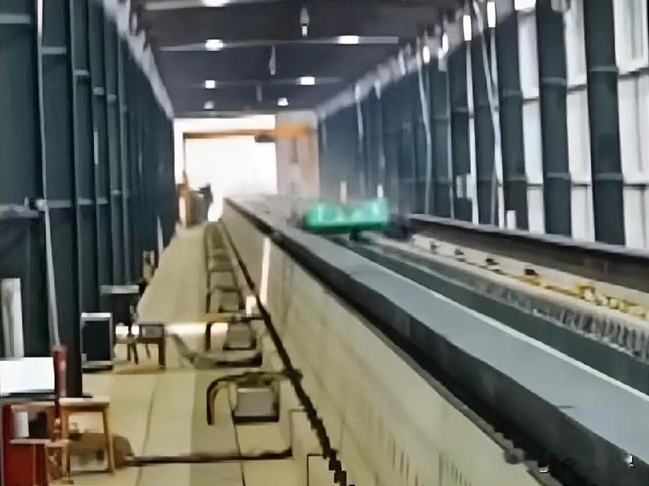 12月26日上午的最新消息，速报，全都不容错过，第五条： 国防科大超高速磁浮技术