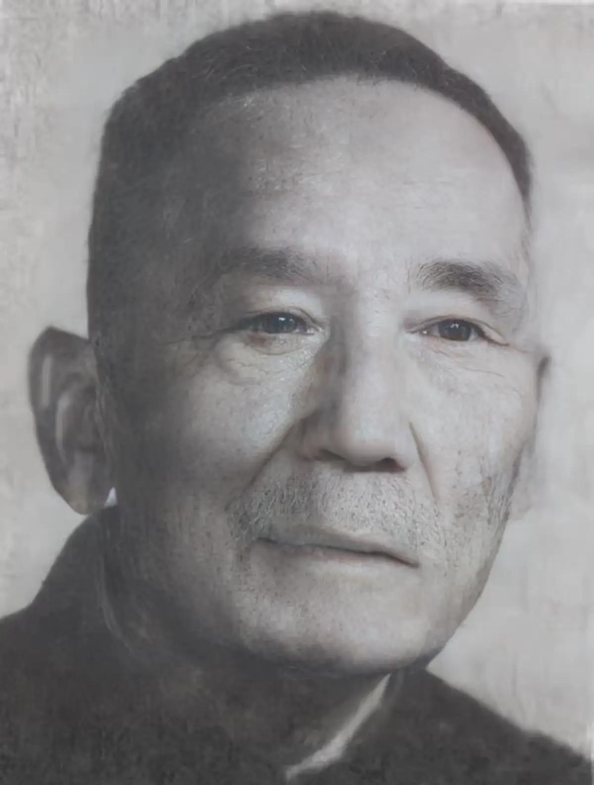 1950年，刘万春收到去北京参会通知，心里美滋滋觉得要升官，连夜往北京赶。结果刚