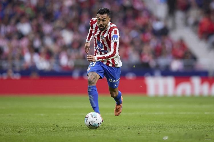 马竞官方消息，尼古拉斯·冈萨雷斯右大腿肌肉受伤。这名球员首发出战了昨日马竞客战赫