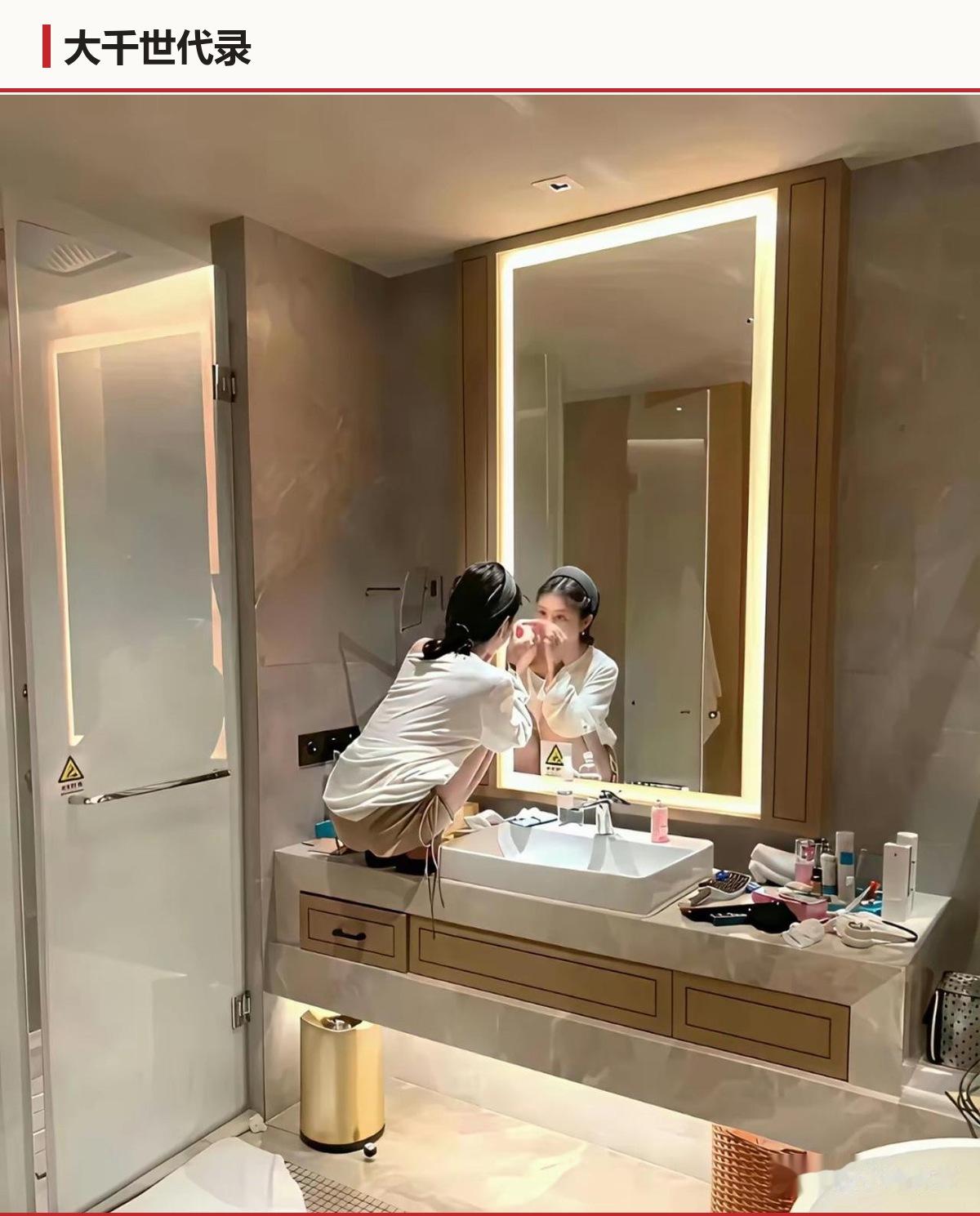 得找半天才找到人，这位置就不像给人站的。下一位来洗手的，凭什么让？