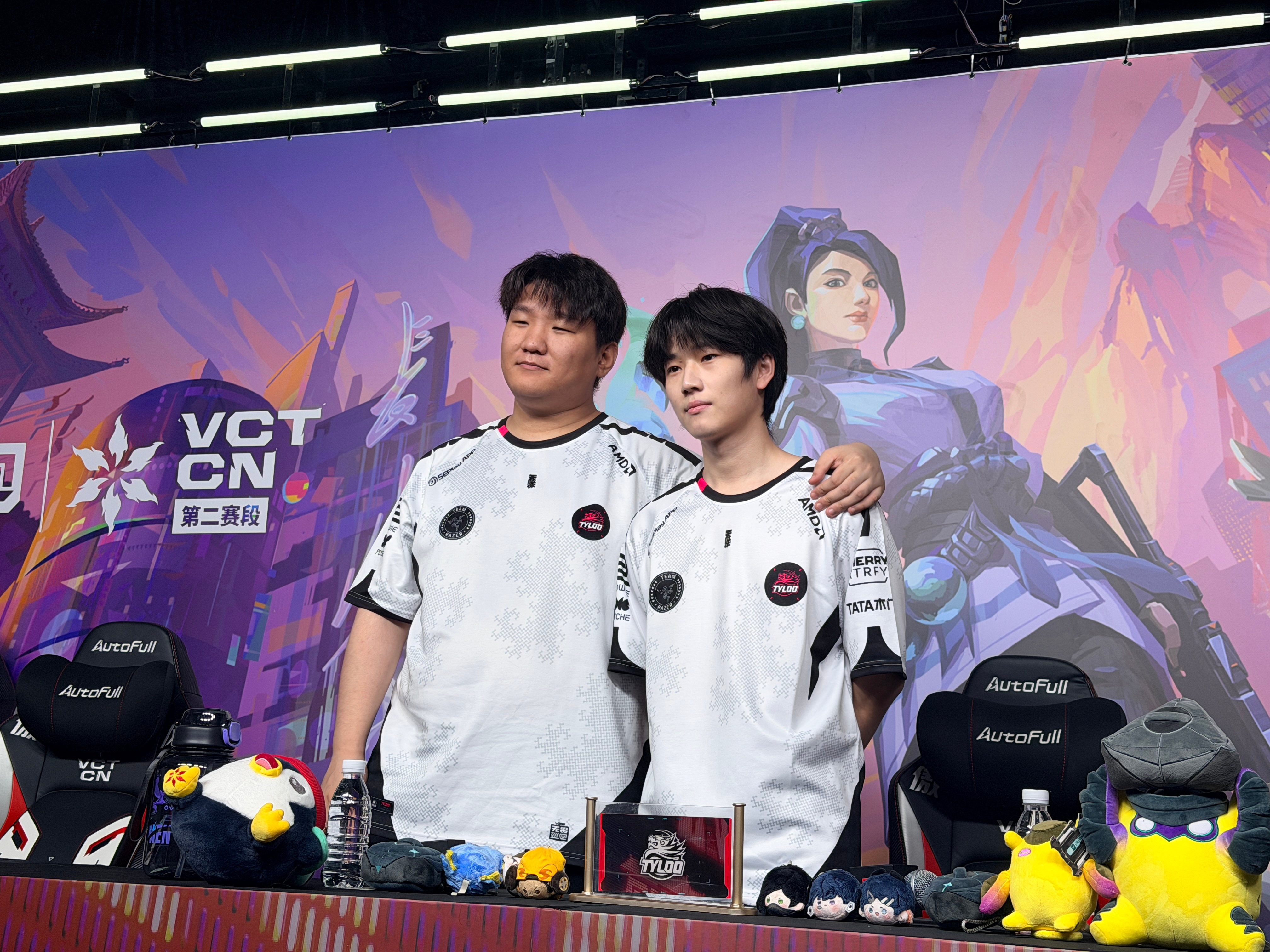 TYLOO无畏契约分部 和的赛后群访合照来啦TYL长沙站四连胜TYL长沙站对阵F