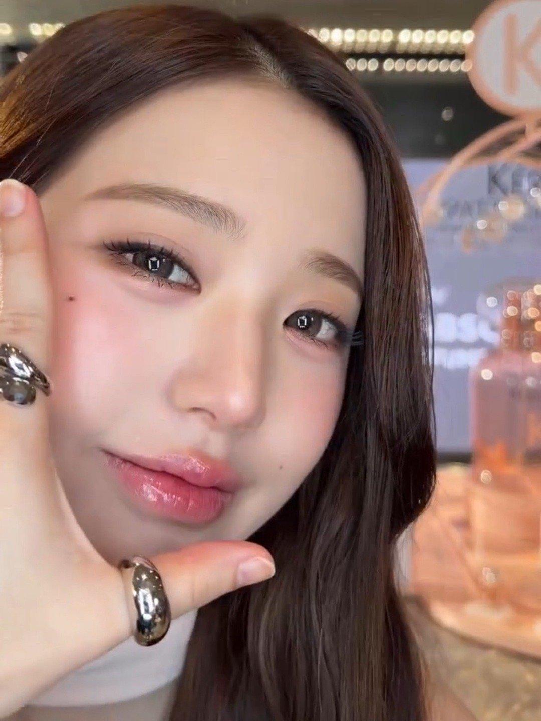 拿近点一股小兔味 