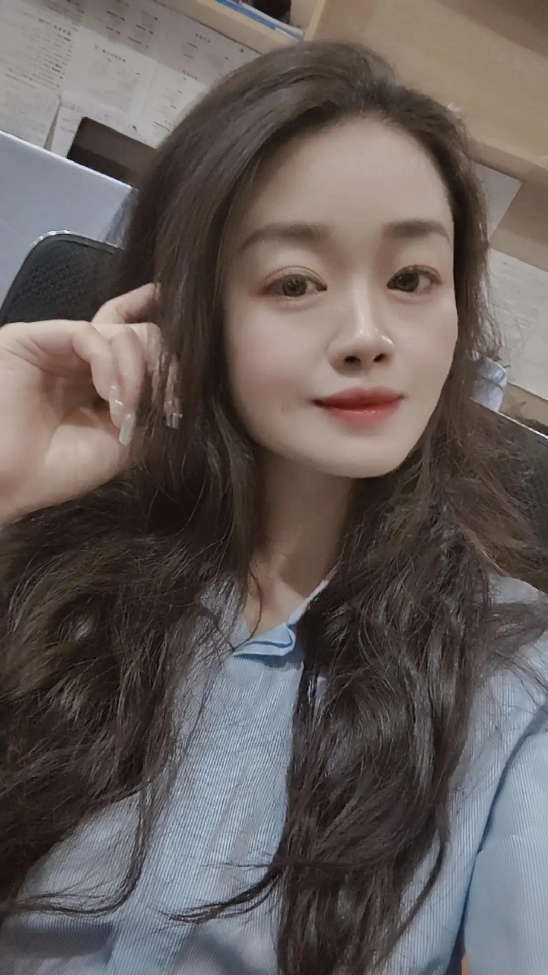 生活是碗夹生饭，大家都默不作声的咽了又咽