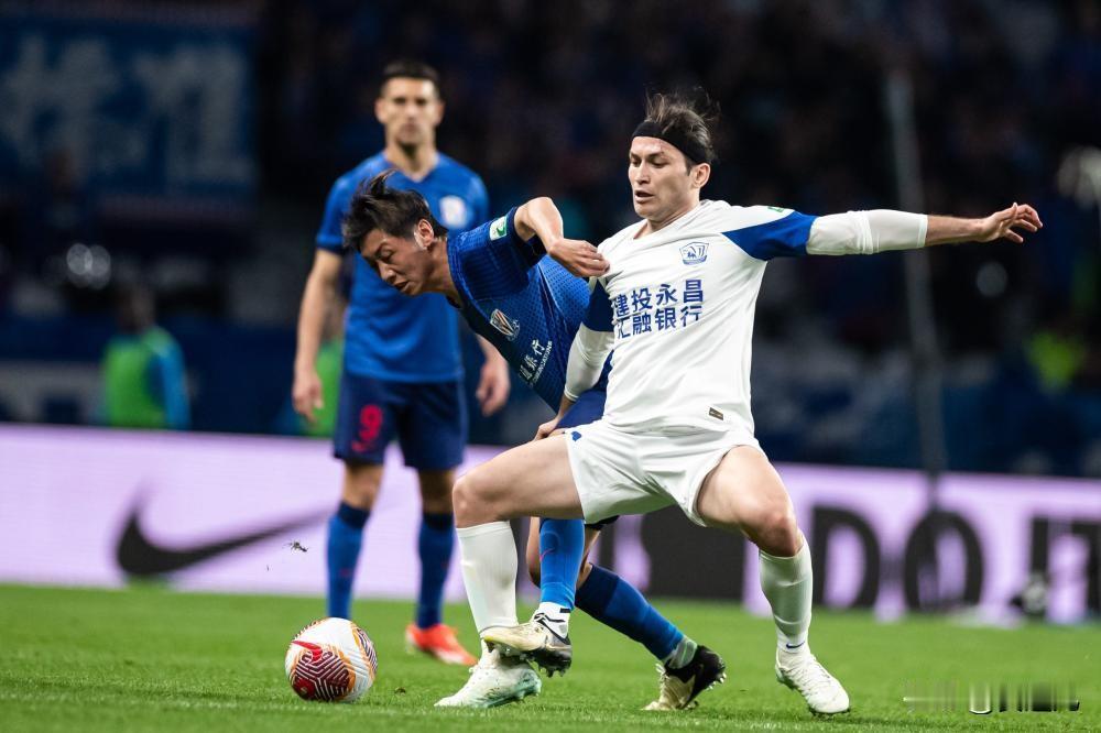 申花4-0沧州九轮不败
北京时间5月1日，中超联赛第9轮，上海申花坐镇主场迎战沧