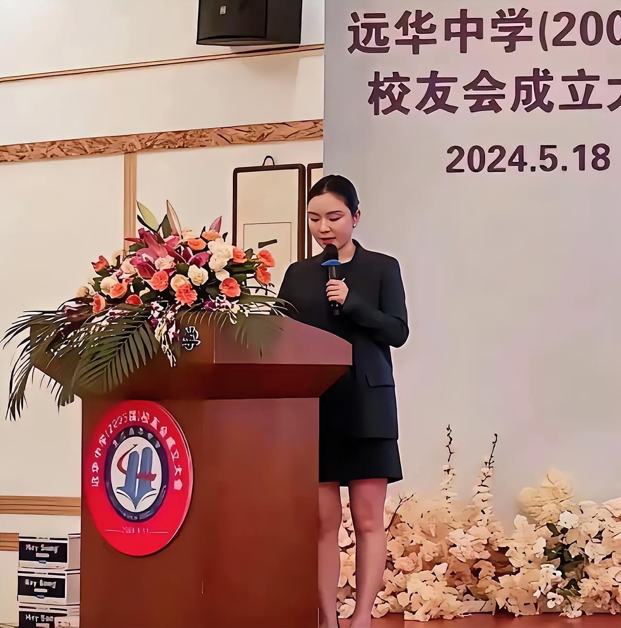 晋江辉腾鞋业老板娘赖育萍，八零后女企业家，本地人，自主打拼事业心很强，一手创办这