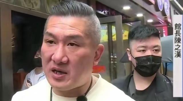 馆长说的一句话，很有道理，馆长说：“国民党打内战，输给了共产党，被赶到台湾来，在