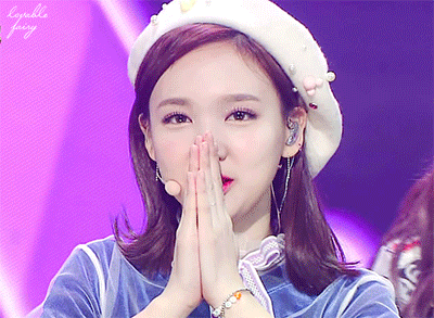 林娜琏林娜琏 这个短发蘑菇版林脸的妹感好重•˶ɞ˶• 