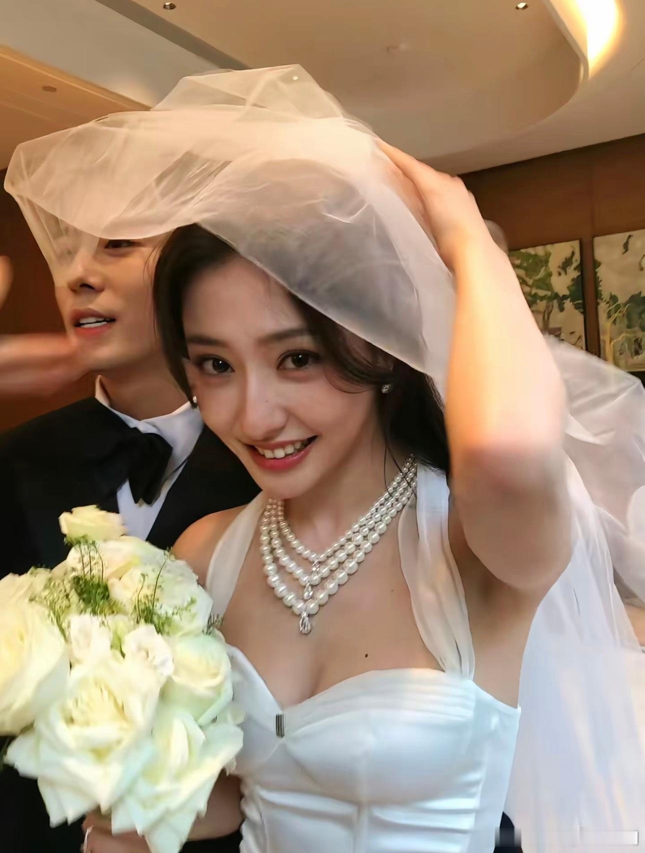 内娱的白月光回来了 