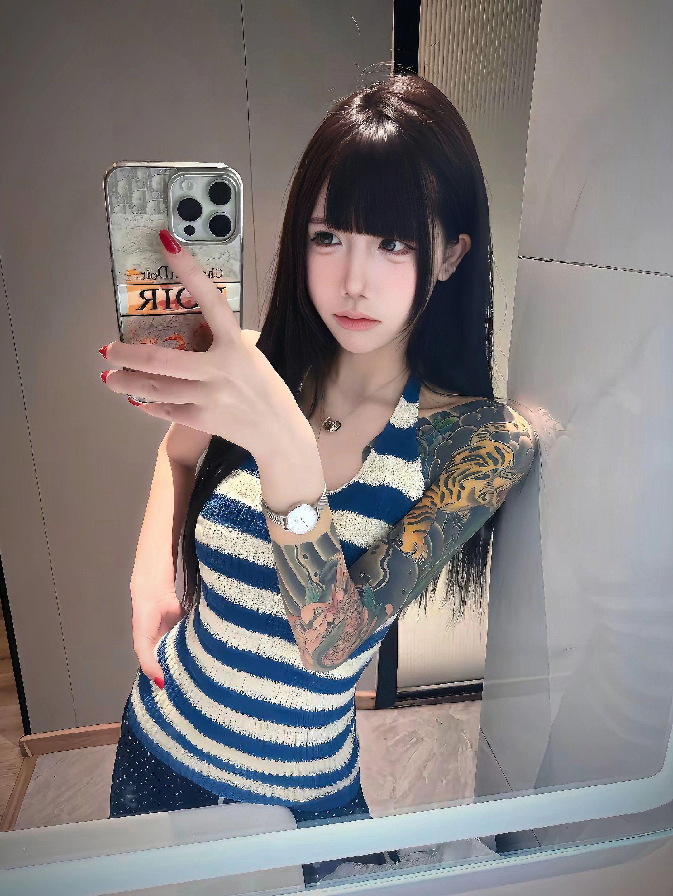 我也有个花臂梦 奈何家父略懂拳脚.