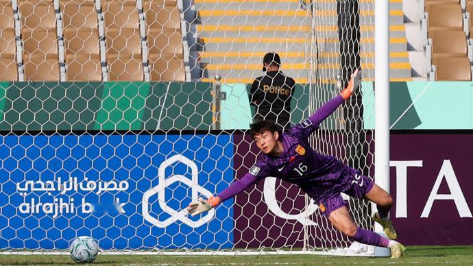 U23国足首进亚洲杯4强感叹昊！只能说本届最大的收获就是牛掰的守门员！ 