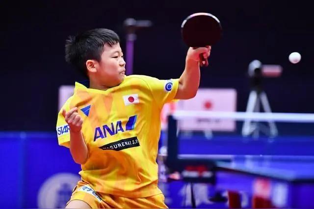 两代人的比拼！法兰克福冠军赛男单11/4决赛，日本新星松岛辉空对阵德国老家世界杯