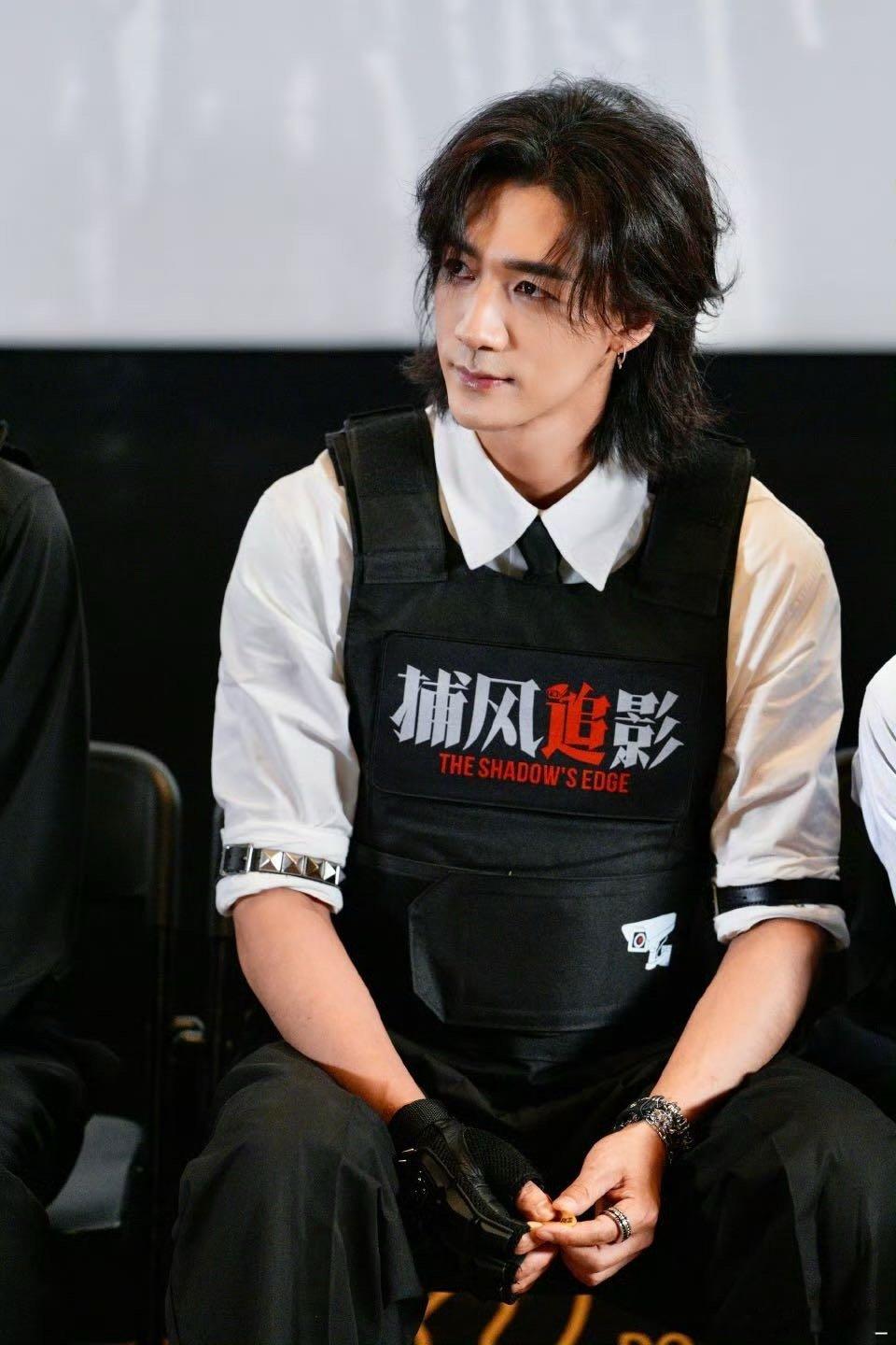 暑期档黑马有一匹是此沙的此沙8年从大凉山少年到质感演员  捕风追影此沙给的惊喜太
