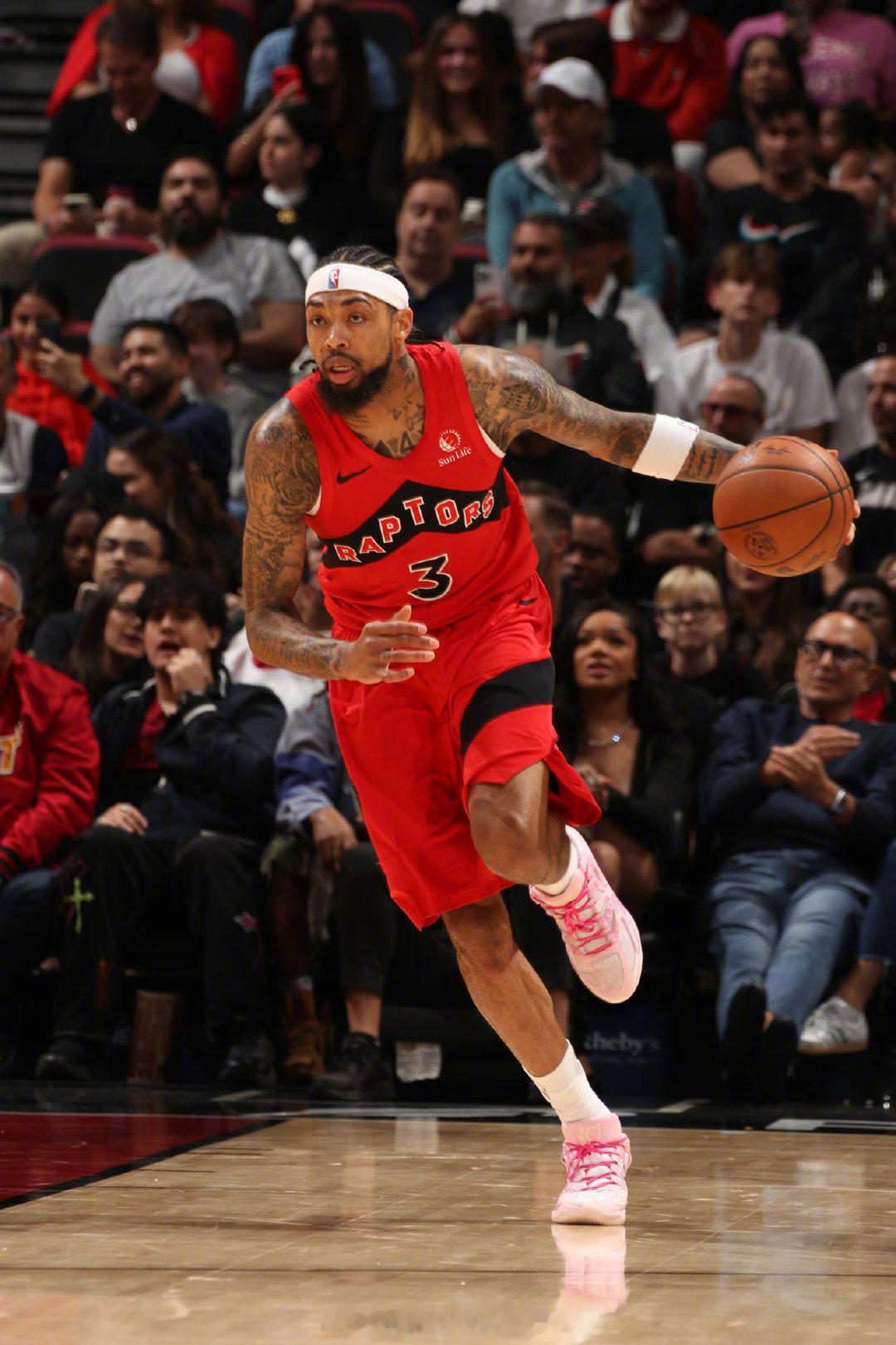 今日焦点战：猛龙vs雷霆❗看球🔗：网页链接英格拉姆猛龙vs雷霆多伦多猛龙