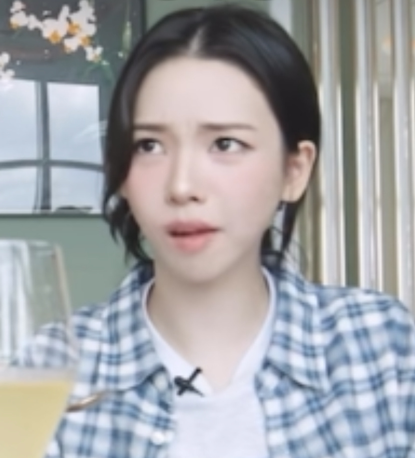 没尝到香菜味之前： 品鉴中：   尝出香菜味后： 
