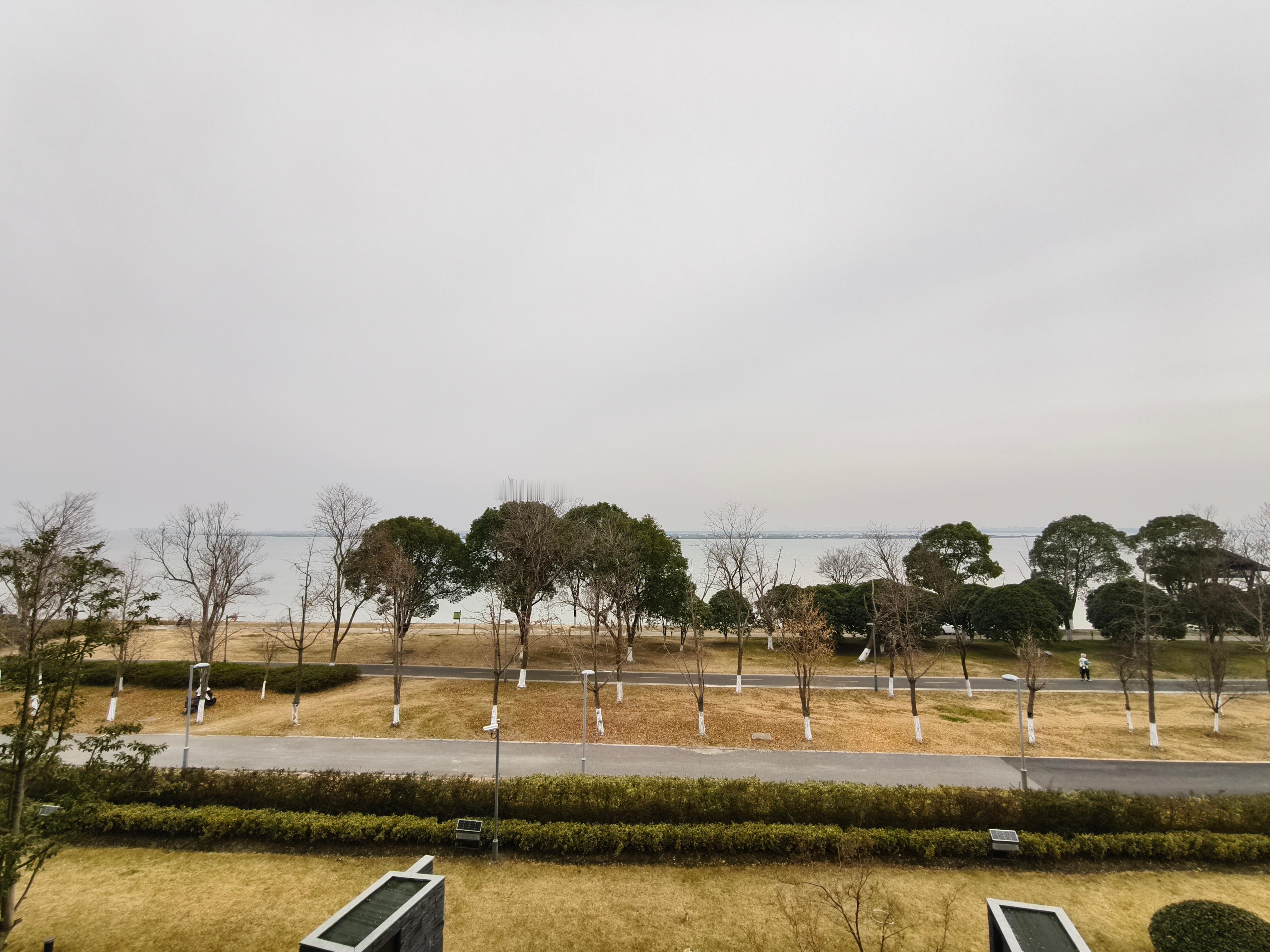 阳澄湖真不错，风景优美还能吃鲜美的大闸蟹（可惜这次没来得及吃[二哈]）回家～ 