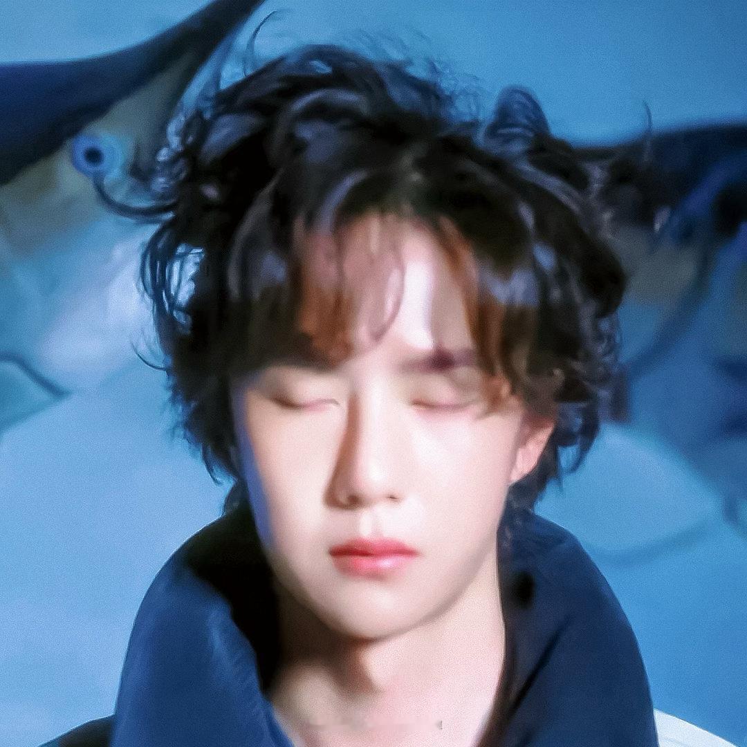 好萌王一博 cr:logo ​​​