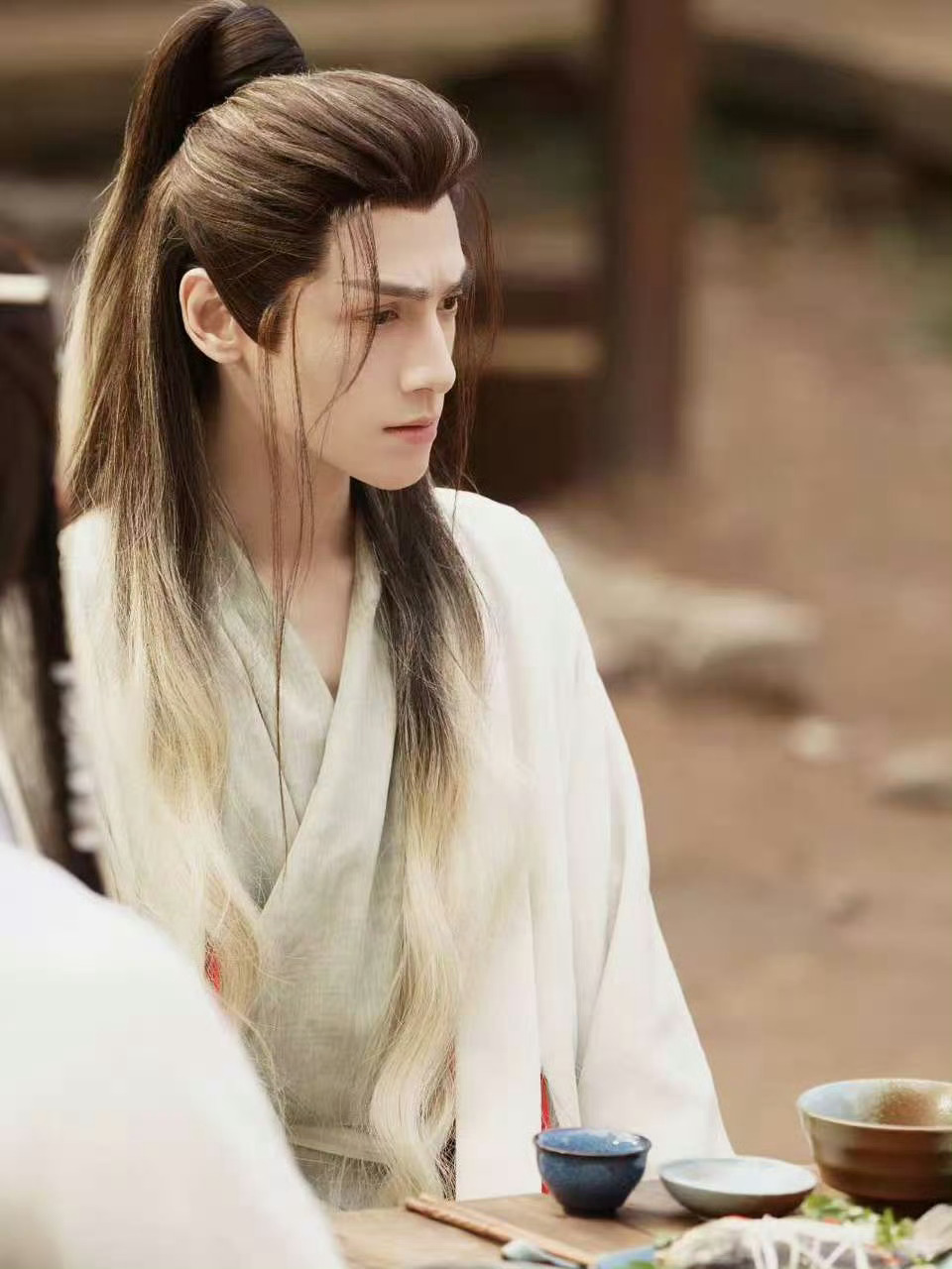 罗云熙为唐俪辞辟谣 《水龙吟》名场面！罗云熙发文为唐俪辞正名，揭秘本名阿吉班尔·