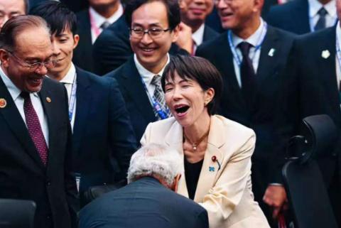 毛泽东主席当年说过一个很精准的观点:近代以来，日本之所以敢屡次发动侵华战争，是因