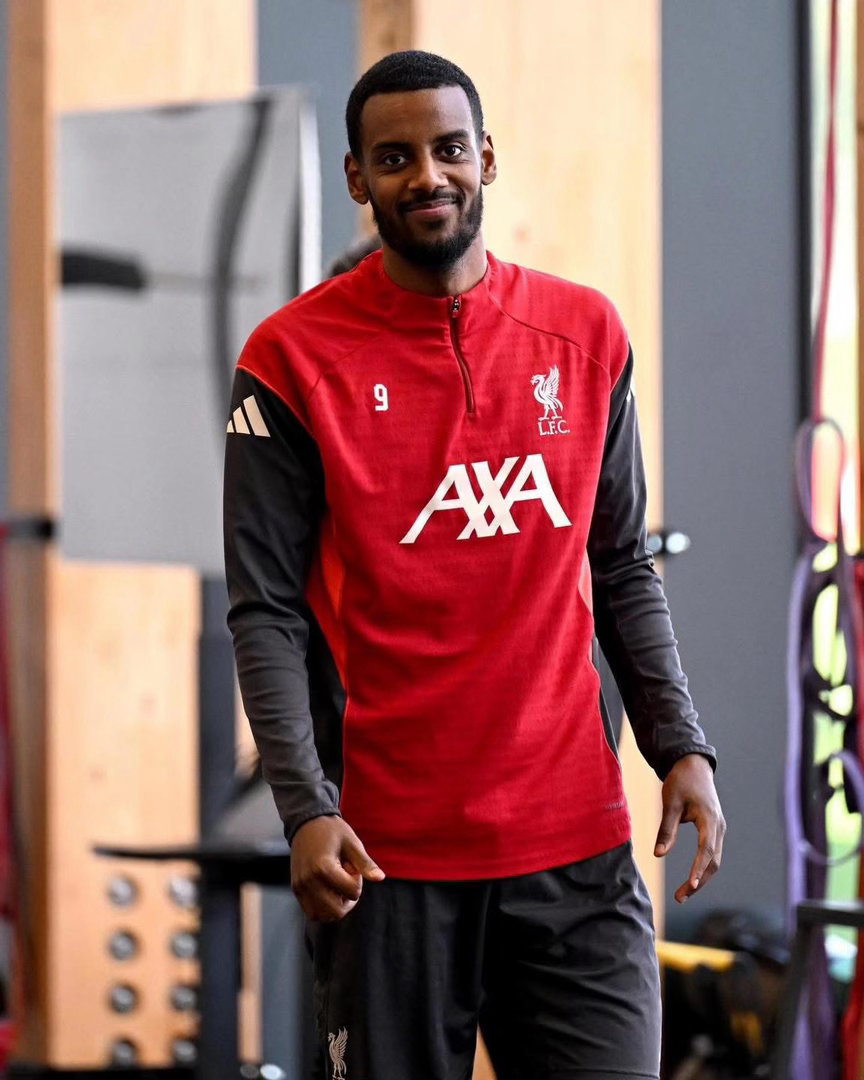 復出斗曼城，今晚1️⃣9️⃣4️⃣5️⃣見🔴🔴RedsYNWAThe FA 