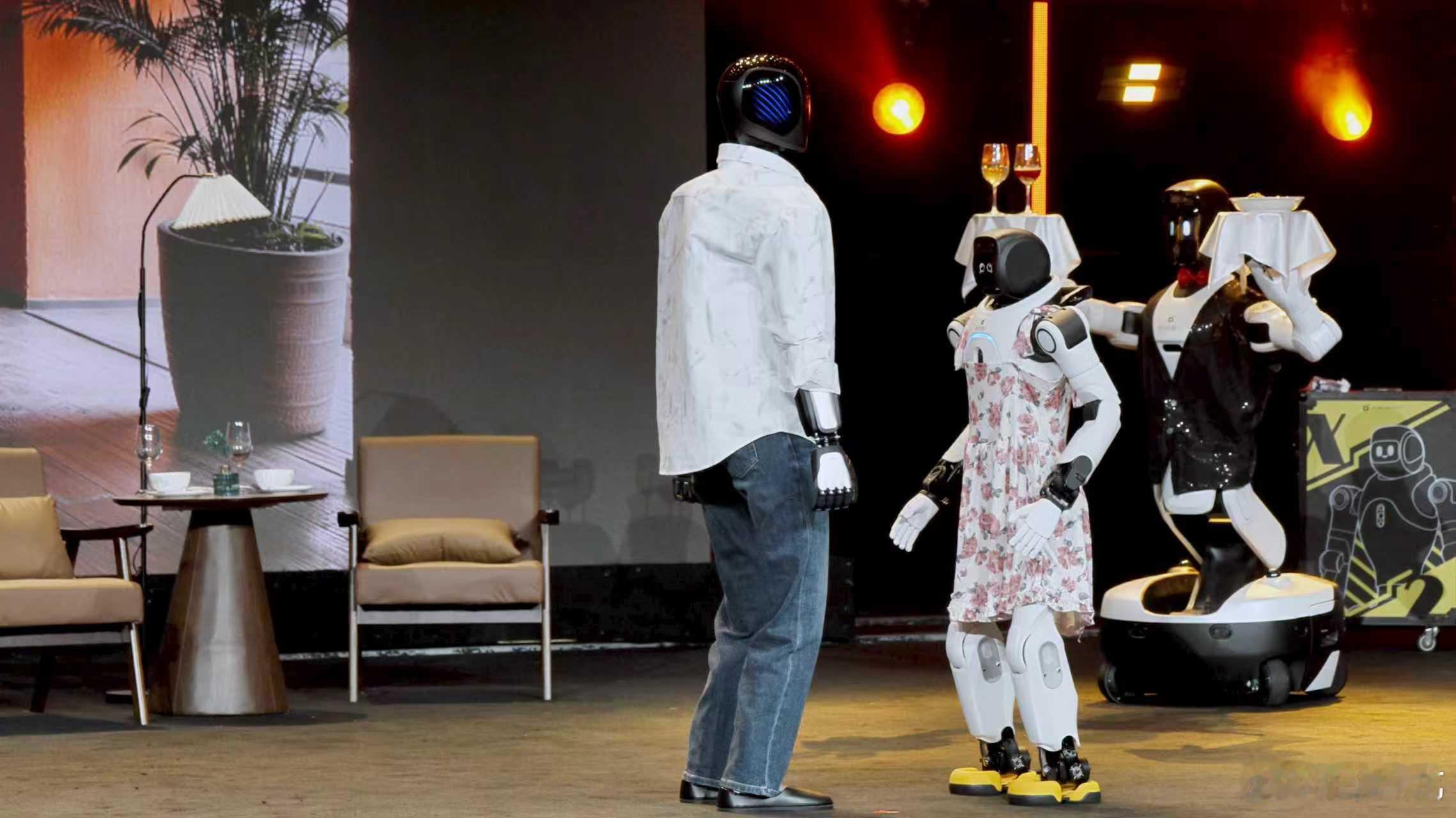 智元《机器人奇妙夜》的圆满落幕，不仅是一场科技视听盛宴，更是中国具身智能技术从实