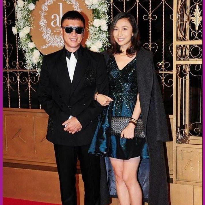 状态绝了！孙红雷携娇妻高调亮相，颜值气质双双在线
 
娱乐圈真的藏不住高颜值好状