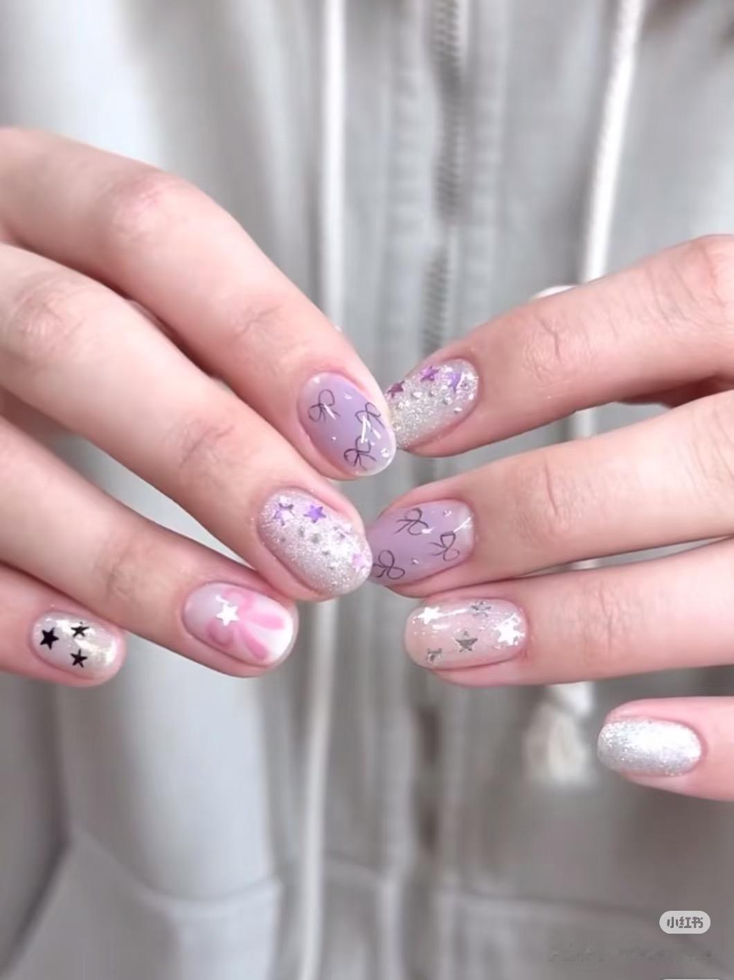 这个春天一起来花里胡哨吧
夏天，多巴胺色真的很亮眼，